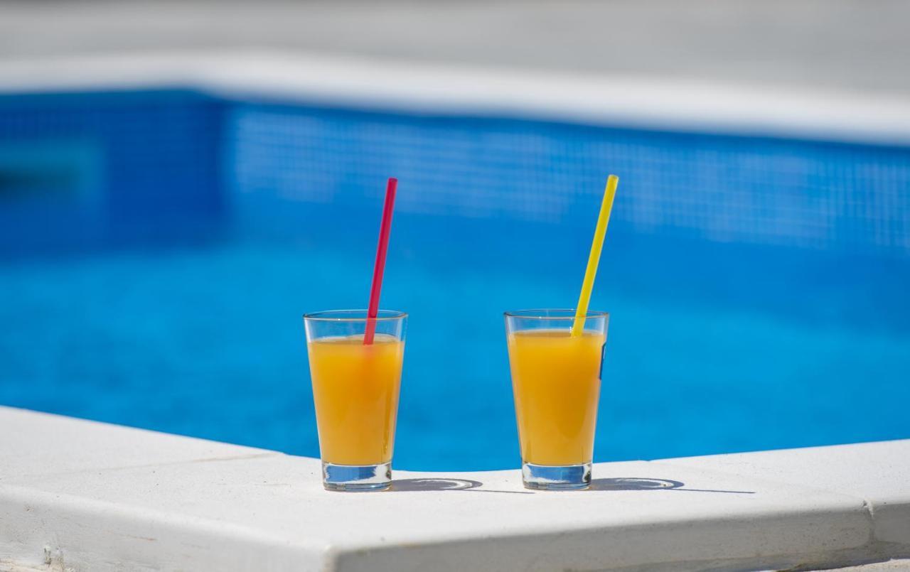 Apartments Villa "Aurea" With Pool Krk Town Exteriör bild